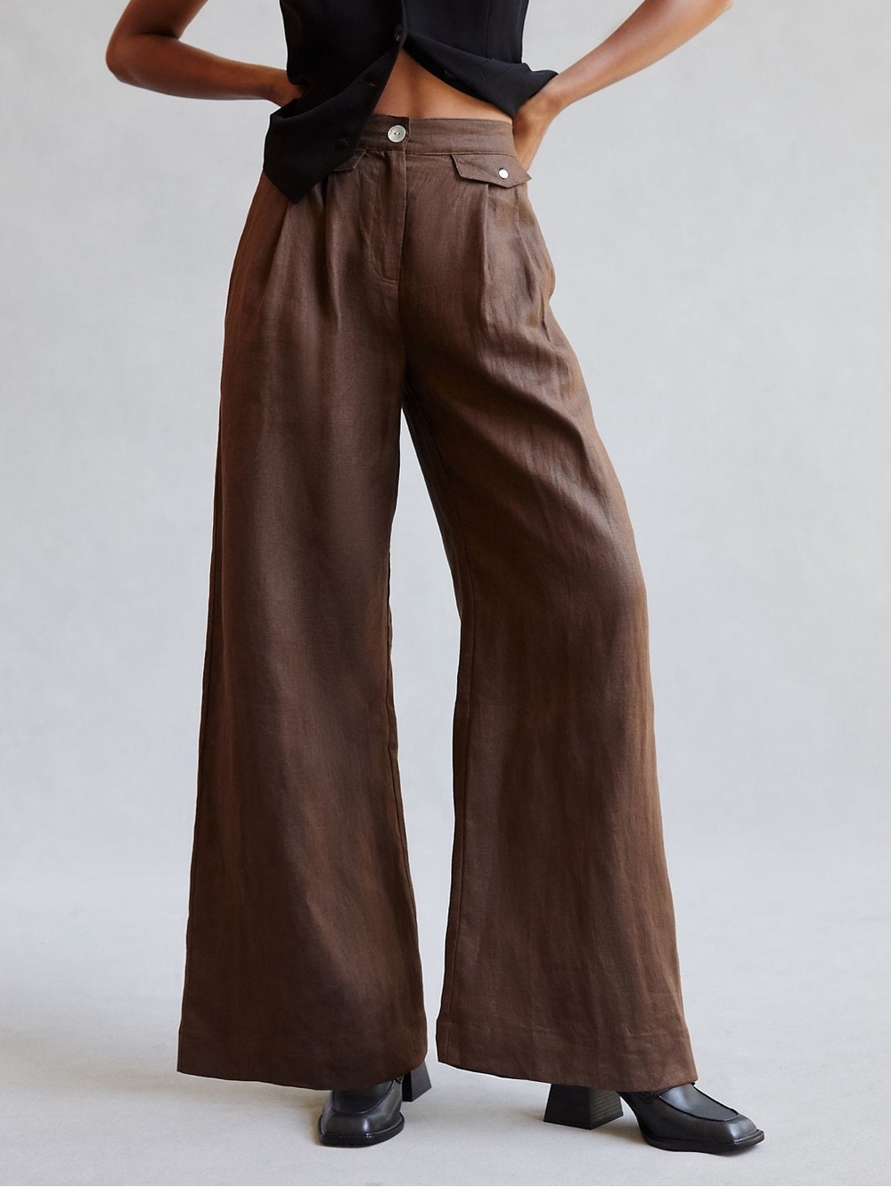 Anthropologie SOVERE Instance Linen Pants in brown wide leg size small